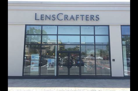 lenscrafters mcknight road.